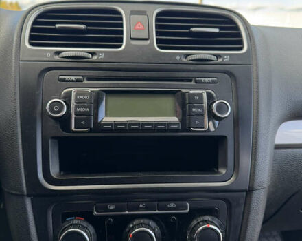 Черный Фольксваген Гольф, объемом двигателя 1.6 л и пробегом 186 тыс. км за 7999 $, фото 39 на Automoto.ua