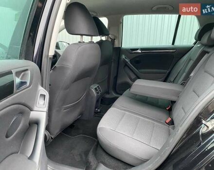 Черный Фольксваген Гольф, объемом двигателя 1.39 л и пробегом 221 тыс. км за 7900 $, фото 4 на Automoto.ua