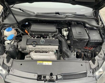 Черный Фольксваген Гольф, объемом двигателя 1.4 л и пробегом 237 тыс. км за 7300 $, фото 2 на Automoto.ua