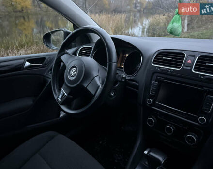 Черный Фольксваген Гольф, объемом двигателя 1.4 л и пробегом 229 тыс. км за 8300 $, фото 9 на Automoto.ua