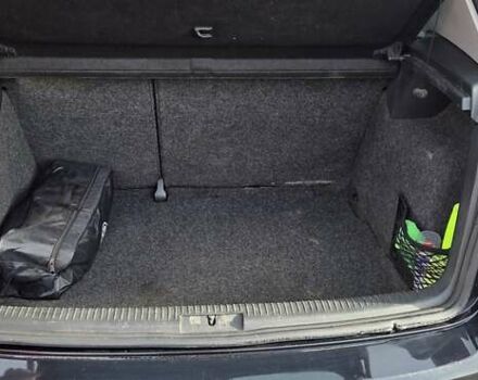 Черный Фольксваген Гольф, объемом двигателя 1.6 л и пробегом 209 тыс. км за 7700 $, фото 13 на Automoto.ua