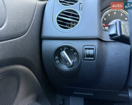 Чорний Фольксваген Гольф, об'ємом двигуна 1.4 л та пробігом 168 тис. км за 9100 $, фото 19 на Automoto.ua