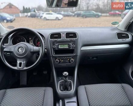 Черный Фольксваген Гольф, объемом двигателя 1.4 л и пробегом 184 тыс. км за 7899 $, фото 20 на Automoto.ua