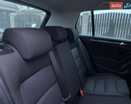 Черный Фольксваген Гольф, объемом двигателя 1.4 л и пробегом 201 тыс. км за 7300 $, фото 14 на Automoto.ua