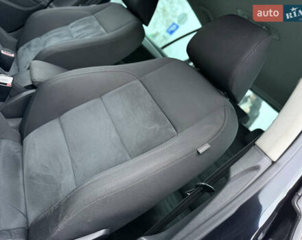 Черный Фольксваген Гольф, объемом двигателя 1.4 л и пробегом 227 тыс. км за 8500 $, фото 42 на Automoto.ua