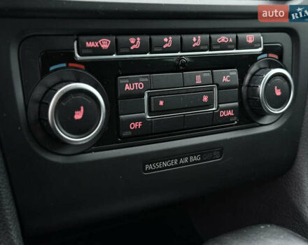 Черный Фольксваген Гольф, объемом двигателя 1.4 л и пробегом 227 тыс. км за 8500 $, фото 53 на Automoto.ua