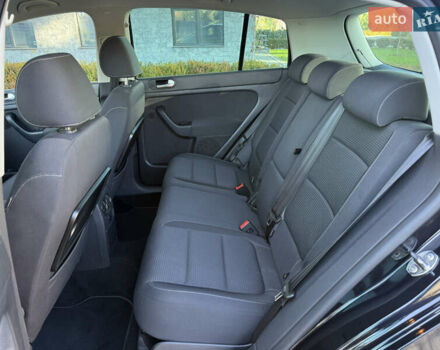 Чорний Фольксваген Гольф, об'ємом двигуна 1.4 л та пробігом 168 тис. км за 9100 $, фото 25 на Automoto.ua