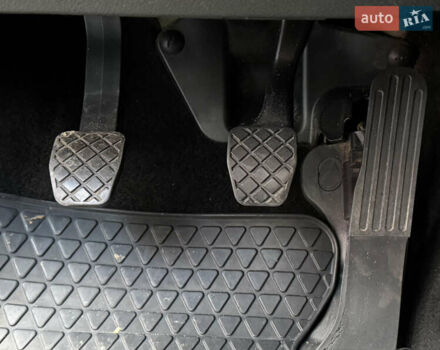 Черный Фольксваген Гольф, объемом двигателя 1.6 л и пробегом 186 тыс. км за 7999 $, фото 41 на Automoto.ua