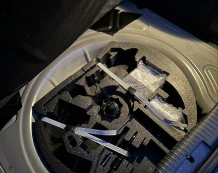 Черный Фольксваген Гольф, объемом двигателя 1.2 л и пробегом 161 тыс. км за 6700 $, фото 26 на Automoto.ua