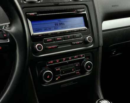 Черный Фольксваген Гольф, объемом двигателя 1.4 л и пробегом 197 тыс. км за 7999 $, фото 53 на Automoto.ua