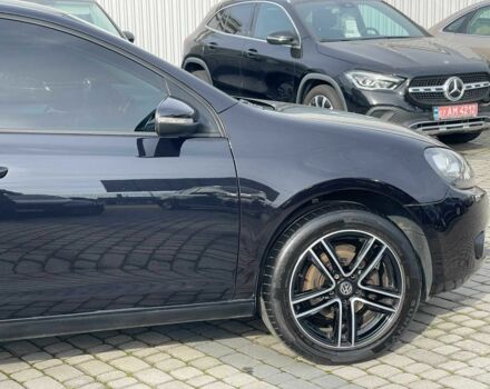 Черный Фольксваген Гольф, объемом двигателя 1.6 л и пробегом 196 тыс. км за 7950 $, фото 12 на Automoto.ua