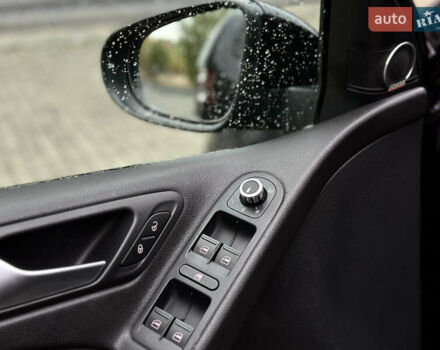 Черный Фольксваген Гольф, объемом двигателя 1.4 л и пробегом 197 тыс. км за 7999 $, фото 40 на Automoto.ua