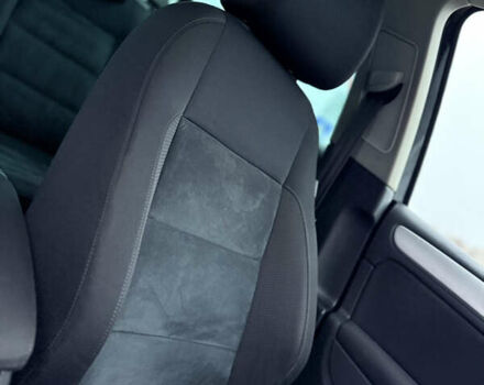 Черный Фольксваген Гольф, объемом двигателя 1.4 л и пробегом 227 тыс. км за 8500 $, фото 86 на Automoto.ua