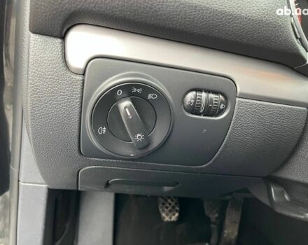 Черный Фольксваген Гольф, объемом двигателя 0 л и пробегом 217 тыс. км за 5500 $, фото 3 на Automoto.ua