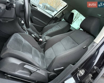 Черный Фольксваген Гольф, объемом двигателя 1.4 л и пробегом 227 тыс. км за 8500 $, фото 41 на Automoto.ua