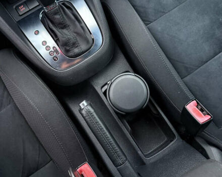 Черный Фольксваген Гольф, объемом двигателя 1.4 л и пробегом 227 тыс. км за 8500 $, фото 56 на Automoto.ua