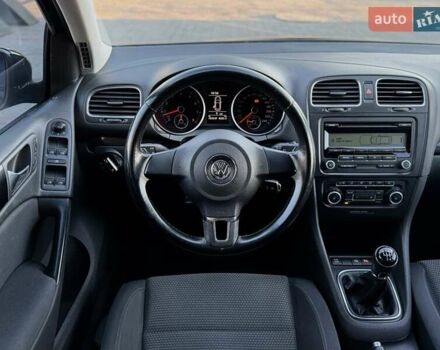 Черный Фольксваген Гольф, объемом двигателя 1.39 л и пробегом 184 тыс. км за 7990 $, фото 18 на Automoto.ua