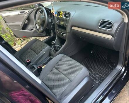 Черный Фольксваген Гольф, объемом двигателя 1.4 л и пробегом 169 тыс. км за 7700 $, фото 22 на Automoto.ua