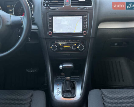 Черный Фольксваген Гольф, объемом двигателя 1.6 л и пробегом 268 тыс. км за 7700 $, фото 11 на Automoto.ua