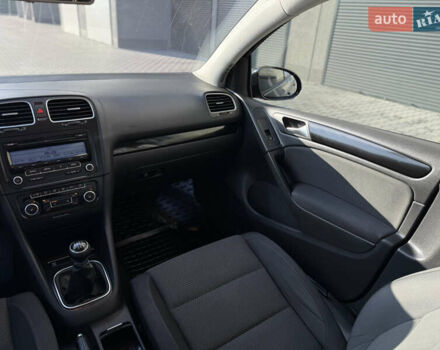 Черный Фольксваген Гольф, объемом двигателя 1.97 л и пробегом 231 тыс. км за 7999 $, фото 25 на Automoto.ua