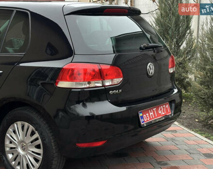 Черный Фольксваген Гольф, объемом двигателя 1.6 л и пробегом 138 тыс. км за 7950 $, фото 19 на Automoto.ua
