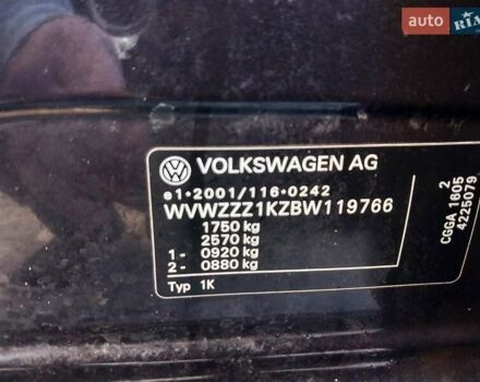 Черный Фольксваген Гольф, объемом двигателя 1.39 л и пробегом 181 тыс. км за 6700 $, фото 31 на Automoto.ua
