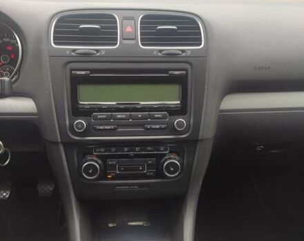 Чорний Фольксваген Гольф, об'ємом двигуна 1.39 л та пробігом 185 тис. км за 8500 $, фото 14 на Automoto.ua