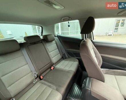 Черный Фольксваген Гольф, объемом двигателя 1.6 л и пробегом 396 тыс. км за 7900 $, фото 29 на Automoto.ua