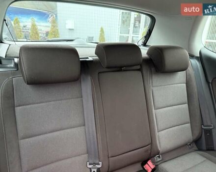 Черный Фольксваген Гольф, объемом двигателя 1.6 л и пробегом 396 тыс. км за 7900 $, фото 32 на Automoto.ua