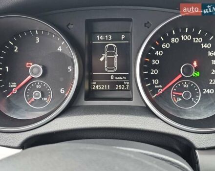 Черный Фольксваген Гольф, объемом двигателя 1.6 л и пробегом 245 тыс. км за 8499 $, фото 18 на Automoto.ua