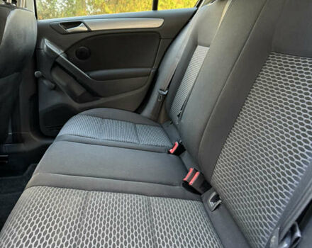 Чорний Фольксваген Гольф, об'ємом двигуна 1.6 л та пробігом 157 тис. км за 7300 $, фото 9 на Automoto.ua