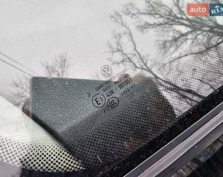 Черный Фольксваген Гольф, объемом двигателя 1.6 л и пробегом 245 тыс. км за 8499 $, фото 19 на Automoto.ua