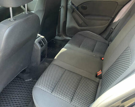 Чорний Фольксваген Гольф, об'ємом двигуна 1.4 л та пробігом 263 тис. км за 6700 $, фото 9 на Automoto.ua