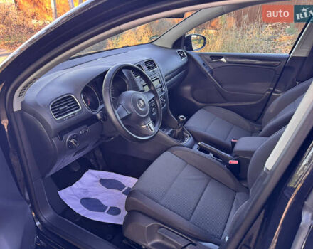 Черный Фольксваген Гольф, объемом двигателя 0 л и пробегом 126 тыс. км за 8600 $, фото 12 на Automoto.ua