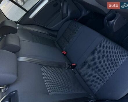 Черный Фольксваген Гольф, объемом двигателя 1.2 л и пробегом 175 тыс. км за 7999 $, фото 49 на Automoto.ua