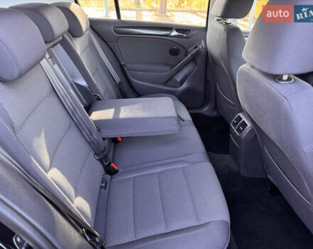 Черный Фольксваген Гольф, объемом двигателя 0 л и пробегом 126 тыс. км за 8600 $, фото 36 на Automoto.ua