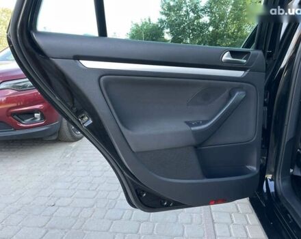 Чорний Фольксваген Гольф, об'ємом двигуна 2 л та пробігом 229 тис. км за 7999 $, фото 25 на Automoto.ua