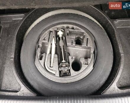 Черный Фольксваген Гольф, объемом двигателя 1.6 л и пробегом 245 тыс. км за 8499 $, фото 25 на Automoto.ua