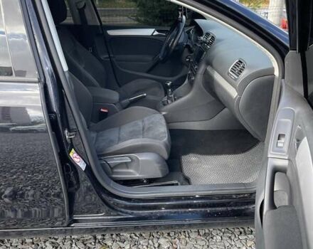 Черный Фольксваген Гольф, объемом двигателя 1.39 л и пробегом 266 тыс. км за 7400 $, фото 20 на Automoto.ua