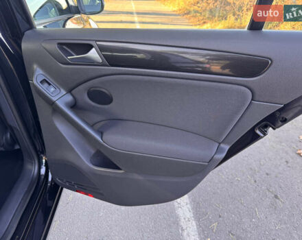 Черный Фольксваген Гольф, объемом двигателя 0 л и пробегом 126 тыс. км за 8600 $, фото 34 на Automoto.ua