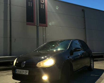 Черный Фольксваген Гольф, объемом двигателя 1.39 л и пробегом 288 тыс. км за 7300 $, фото 5 на Automoto.ua