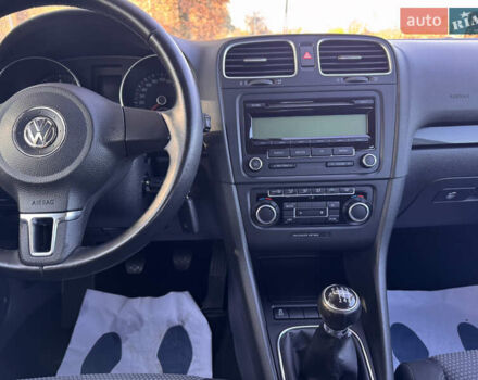 Черный Фольксваген Гольф, объемом двигателя 0 л и пробегом 126 тыс. км за 8600 $, фото 50 на Automoto.ua