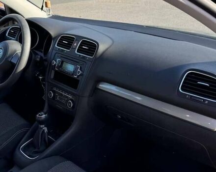 Черный Фольксваген Гольф, объемом двигателя 1.2 л и пробегом 192 тыс. км за 6300 $, фото 2 на Automoto.ua