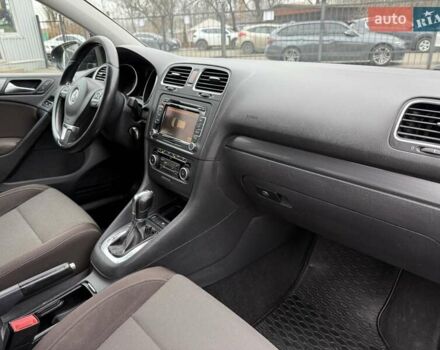 Черный Фольксваген Гольф, объемом двигателя 1.6 л и пробегом 396 тыс. км за 7900 $, фото 27 на Automoto.ua