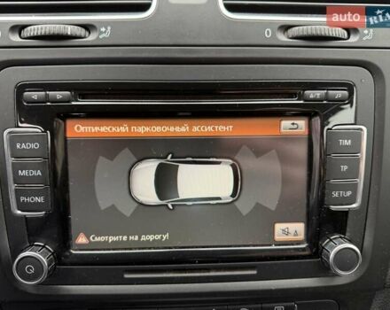 Черный Фольксваген Гольф, объемом двигателя 1.6 л и пробегом 396 тыс. км за 7900 $, фото 18 на Automoto.ua