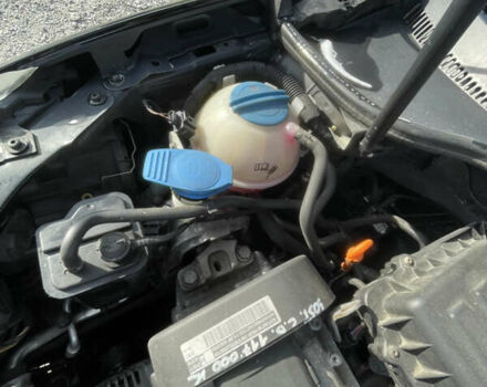 Чорний Фольксваген Гольф, об'ємом двигуна 1.39 л та пробігом 198 тис. км за 7900 $, фото 20 на Automoto.ua