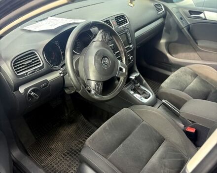 Черный Фольксваген Гольф, объемом двигателя 1.4 л и пробегом 230 тыс. км за 8000 $, фото 7 на Automoto.ua