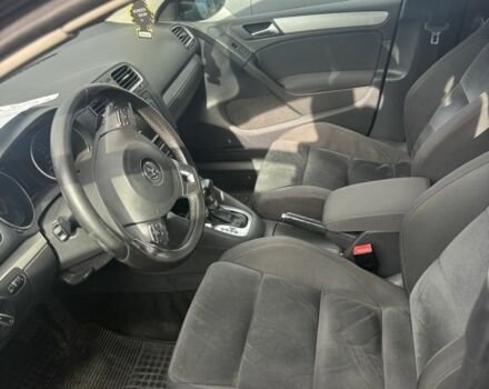 Черный Фольксваген Гольф, объемом двигателя 1.4 л и пробегом 230 тыс. км за 8000 $, фото 15 на Automoto.ua