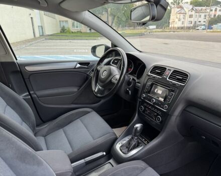 Черный Фольксваген Гольф, объемом двигателя 1.4 л и пробегом 206 тыс. км за 8700 $, фото 12 на Automoto.ua