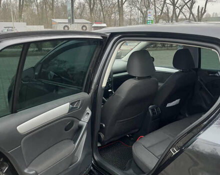 Черный Фольксваген Гольф, объемом двигателя 1.6 л и пробегом 317 тыс. км за 7500 $, фото 32 на Automoto.ua